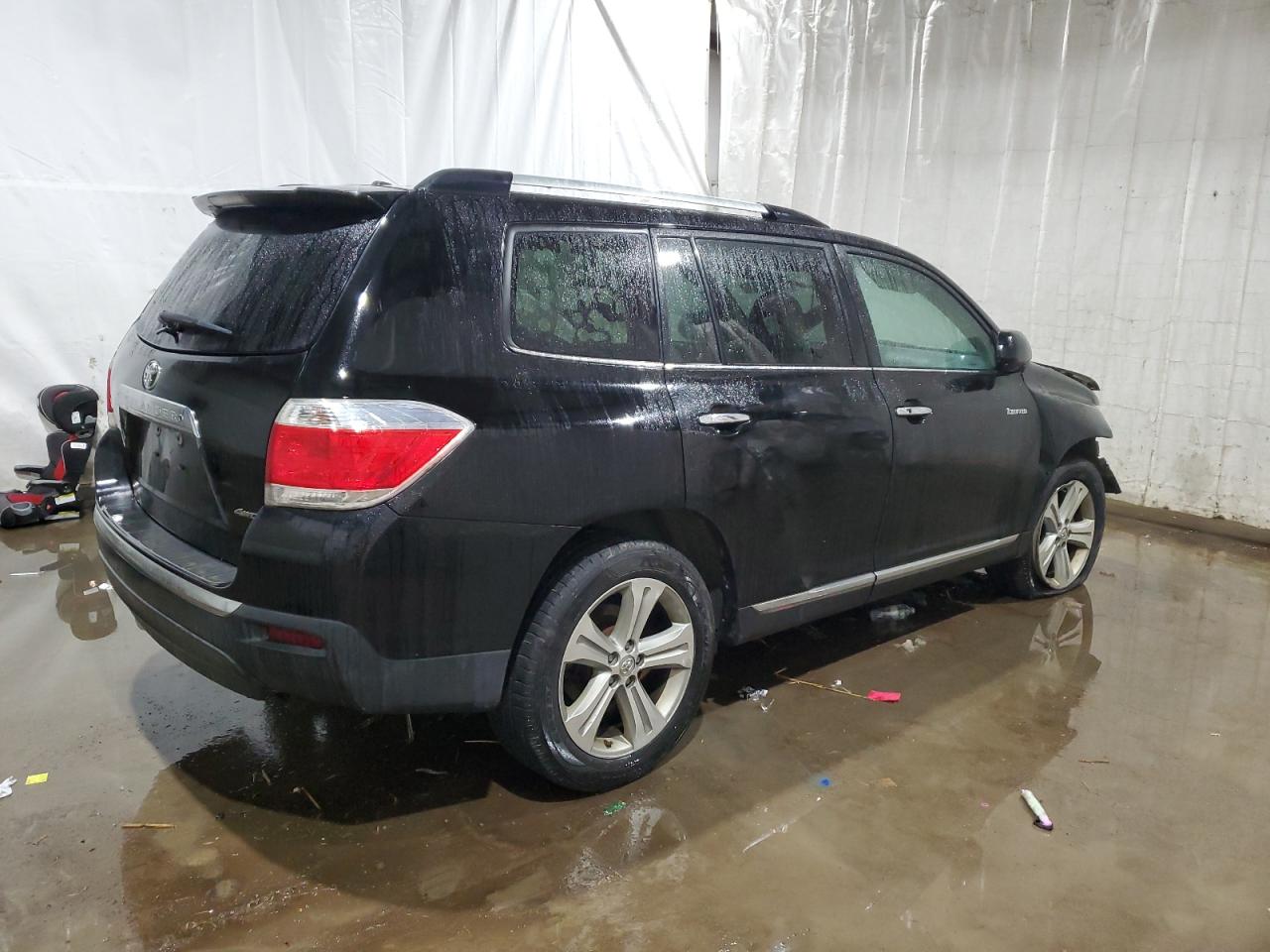 VIN 5TDDK3EH1DS265377 2013 TOYOTA HIGHLANDER no.3