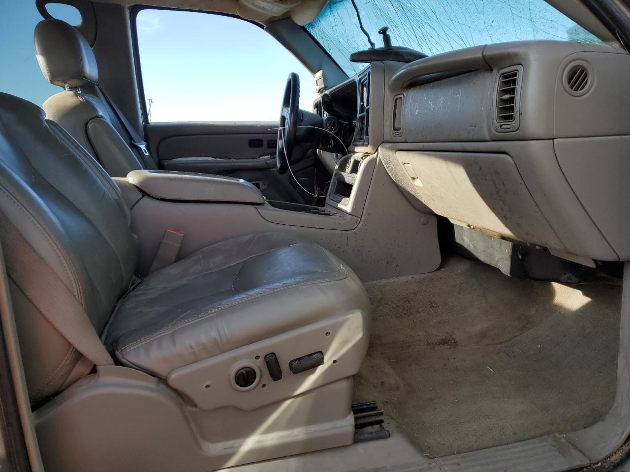 2006 Chevrolet Silverado - Image 7