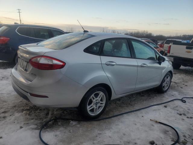  FORD FIESTA 2017 Silver