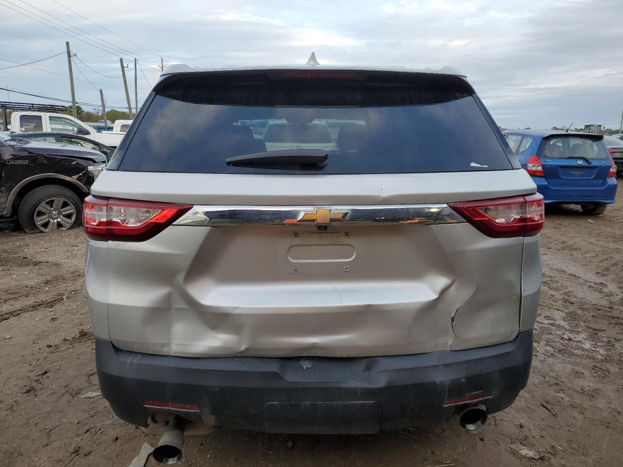 2020 Chevrolet Traverse - Image 6