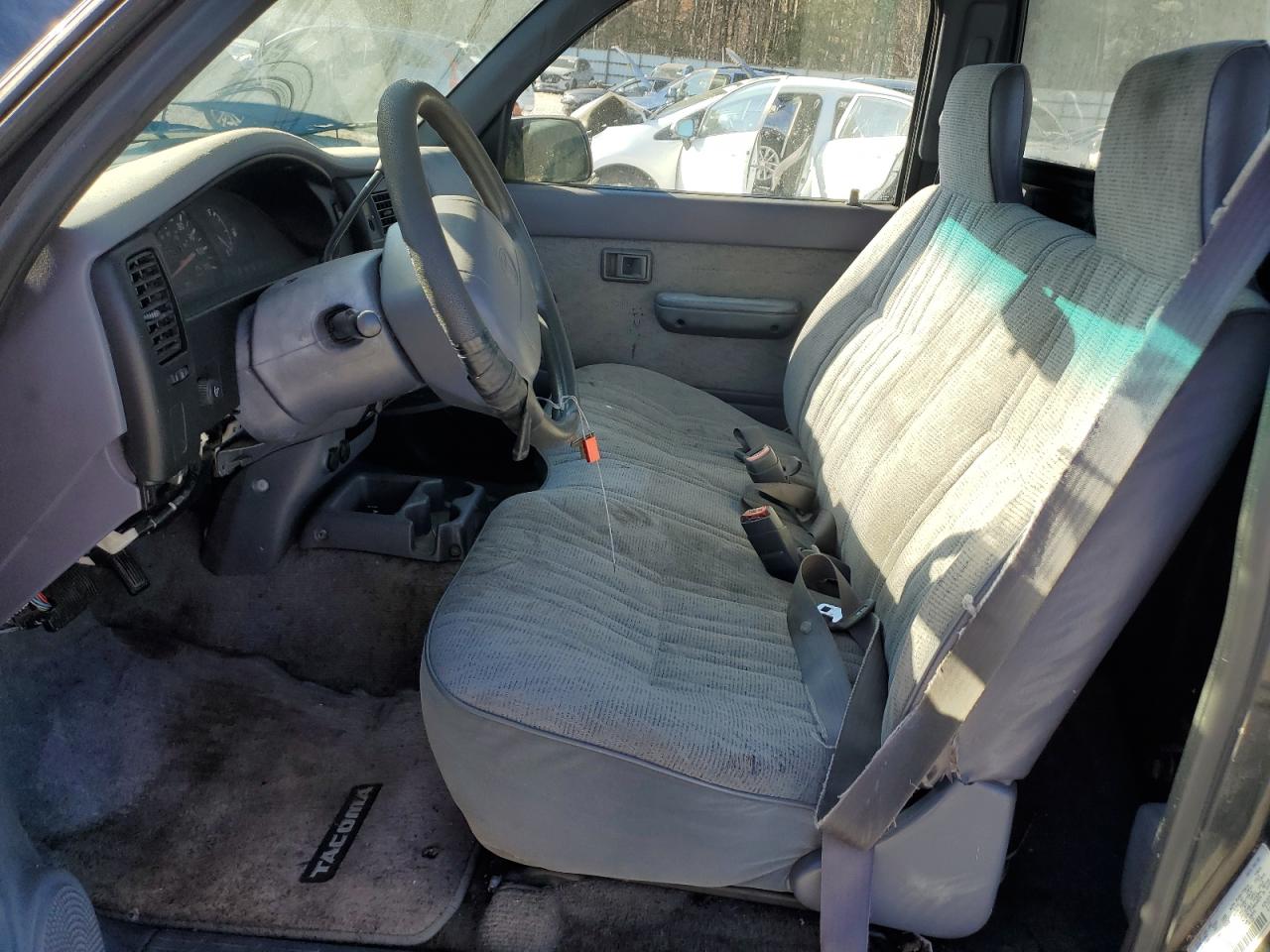 1998 Toyota Tacoma VIN: 4TANL42N0WZ155385 Lot: 83984024