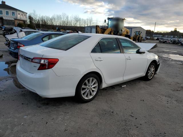  TOYOTA CAMRY 2012 Biały