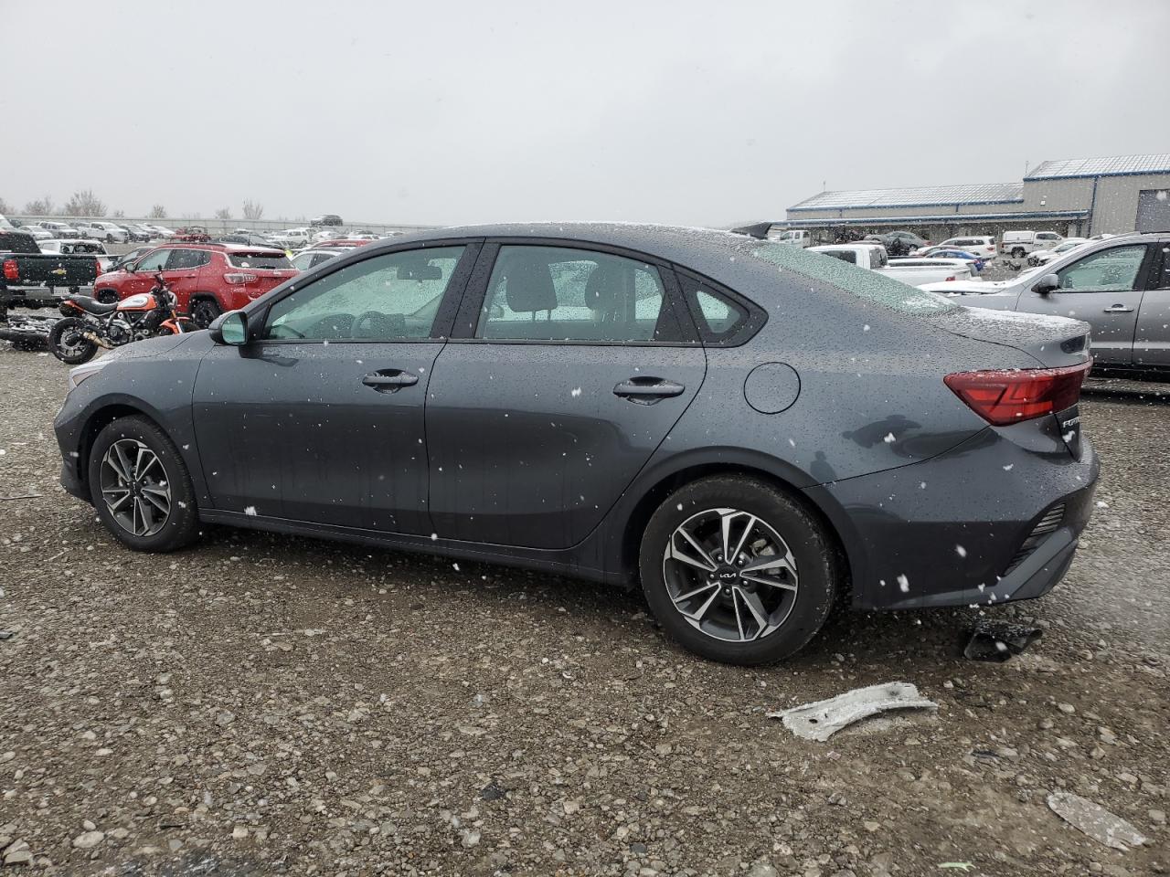 2023 Kia Forte - Image 2