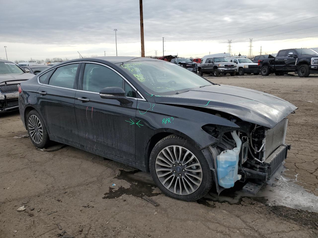 VIN 3FA6P0HD8JR252437 2018 FORD FUSION no.4