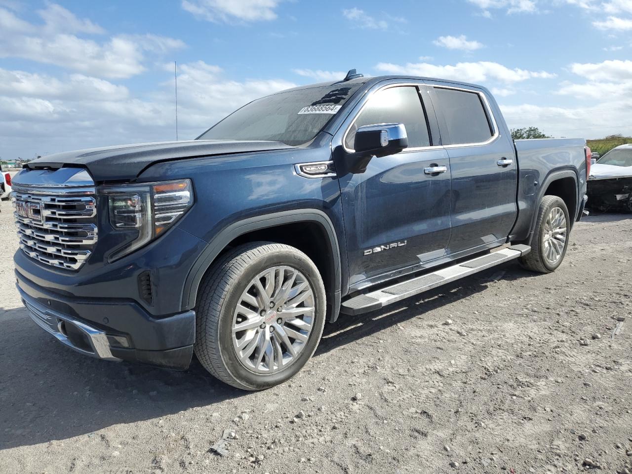 2022 GMC SIERRA