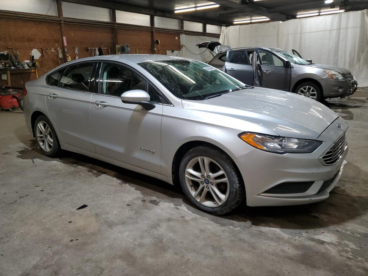 VIN 3FA6P0LU9JR117586 2018 FORD FUSION no.4