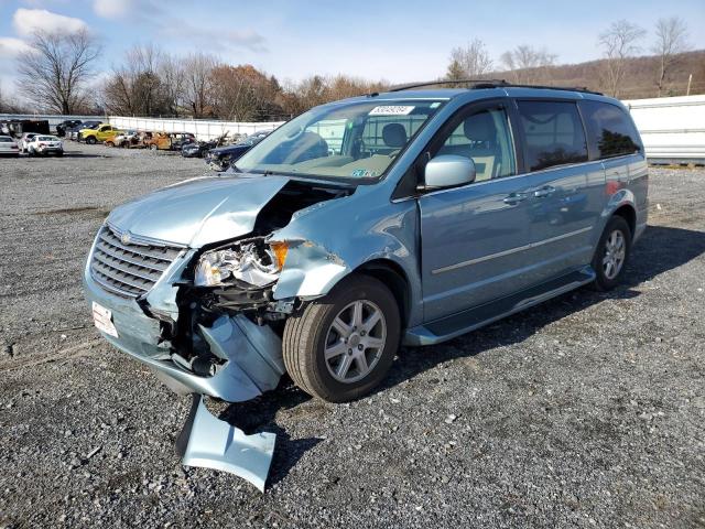 2010 Chrysler Town & Country Touring