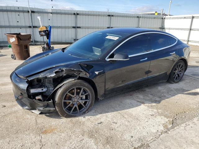  TESLA MODEL 3 2018 Черный