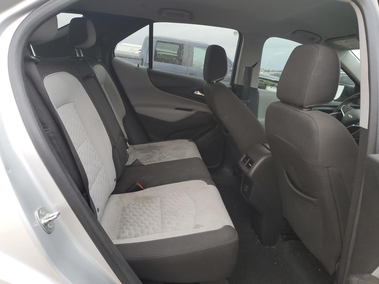 2021 Chevrolet Equinox - Image 10
