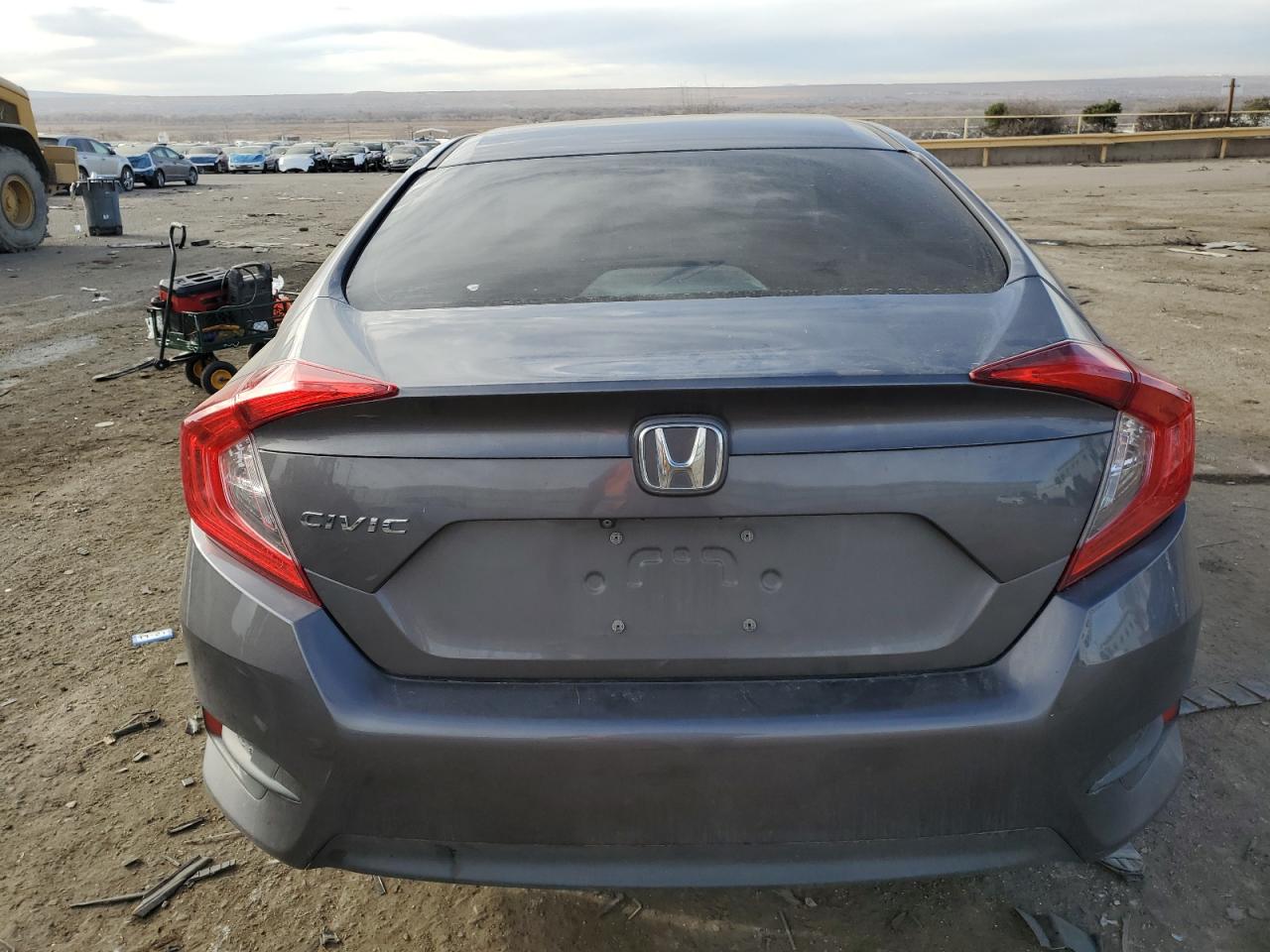 VIN 2HGFC2F50JH599822 2018 HONDA CIVIC no.6