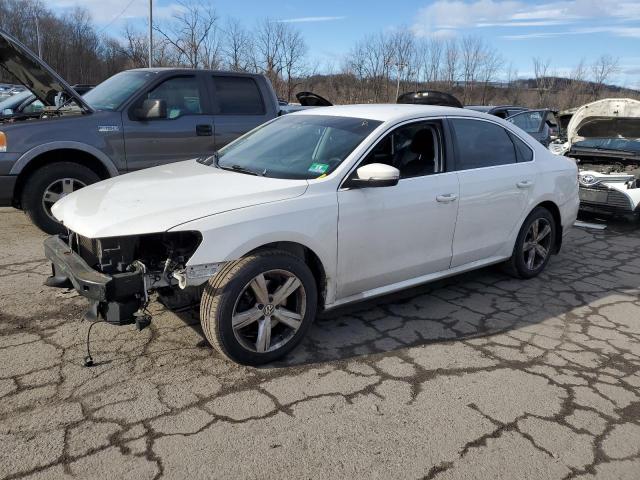  VOLKSWAGEN PASSAT 2013 White