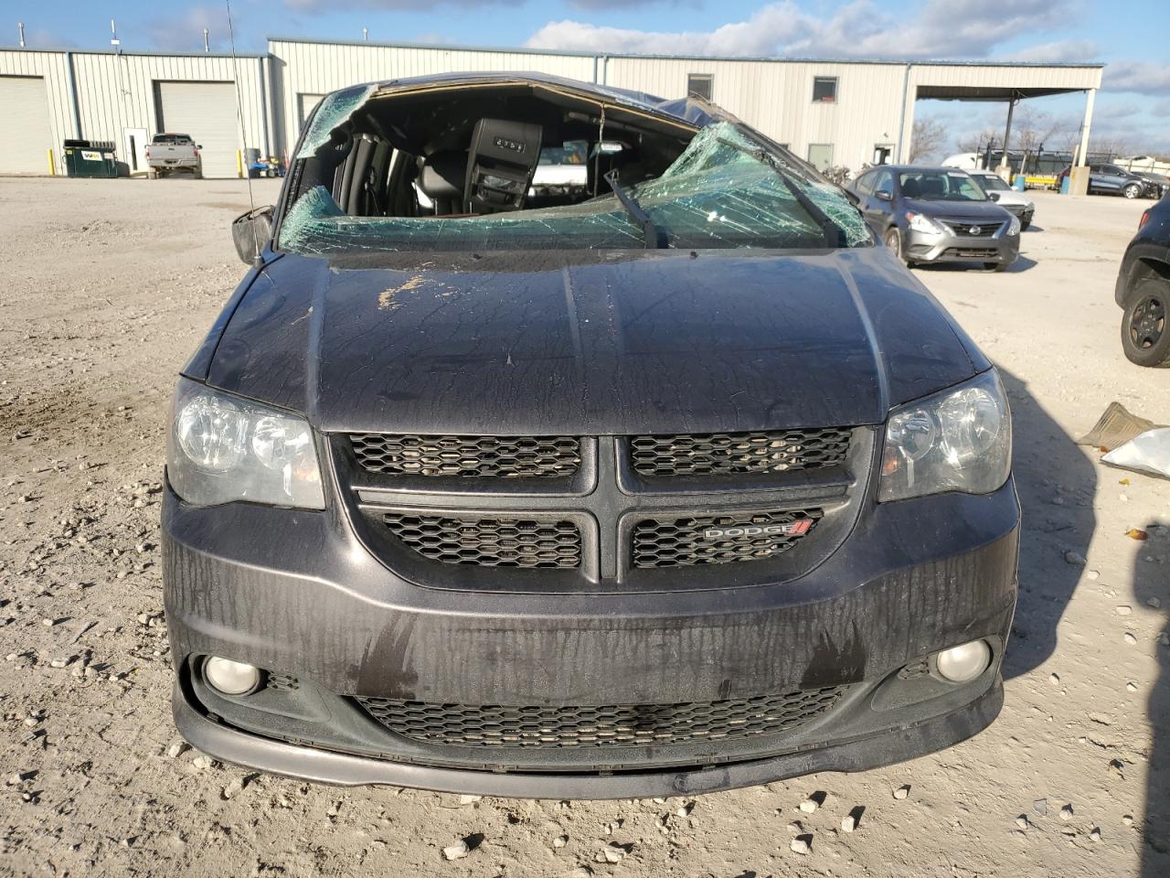 2020 Dodge Caravan - Image 5