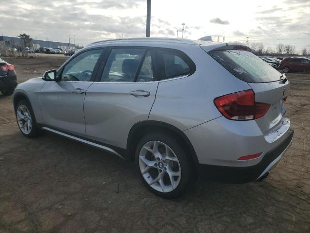  BMW X1 2015 Серебристый