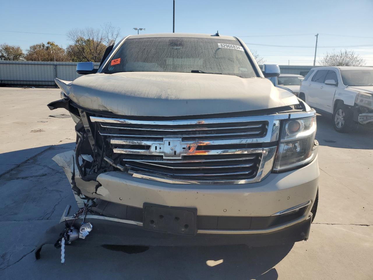 VIN 1GNSCCKC1FR303731 2015 CHEVROLET TAHOE no.5