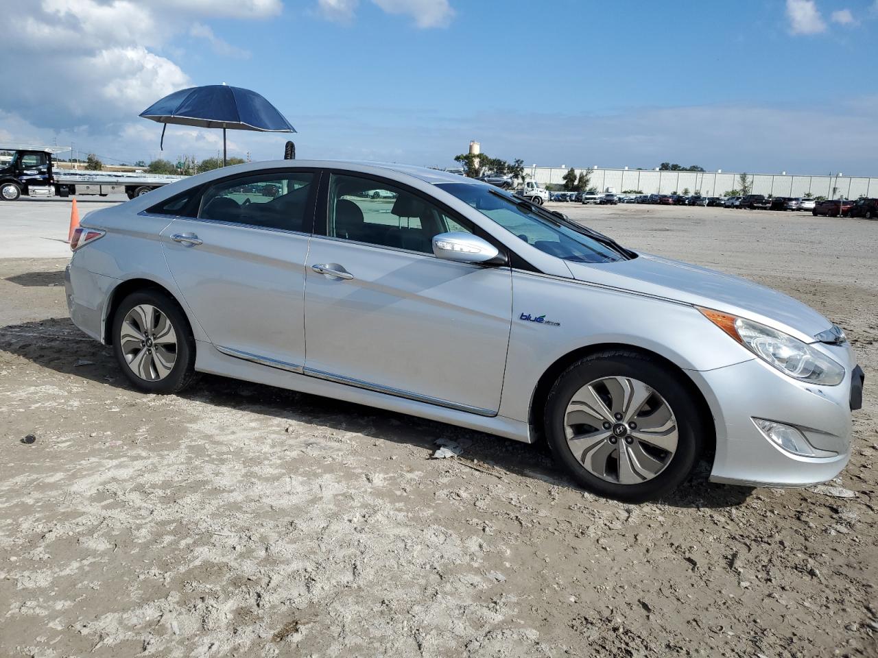 VIN KMHEC4A48DA096851 2013 HYUNDAI SONATA no.4