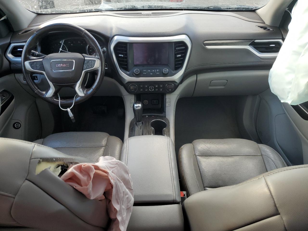 2019 GMC Acadia - Image 8