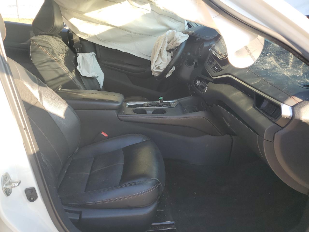 2019 Nissan Altima - Image 7