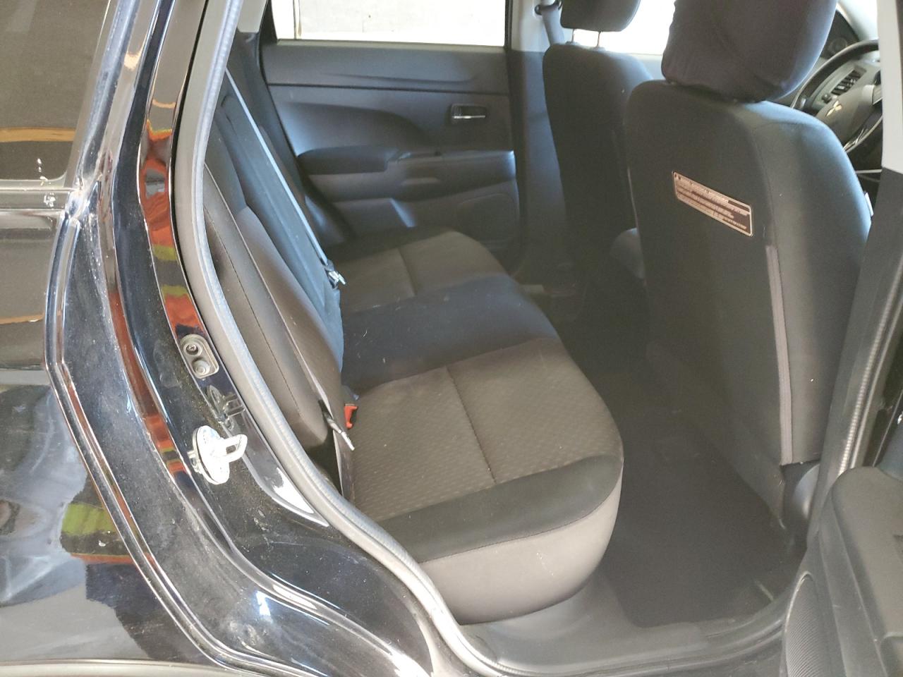 2017 Mitsubishi Outlander Sport Es VIN: JA4AP3AU4HZ033927 Lot: 86739344