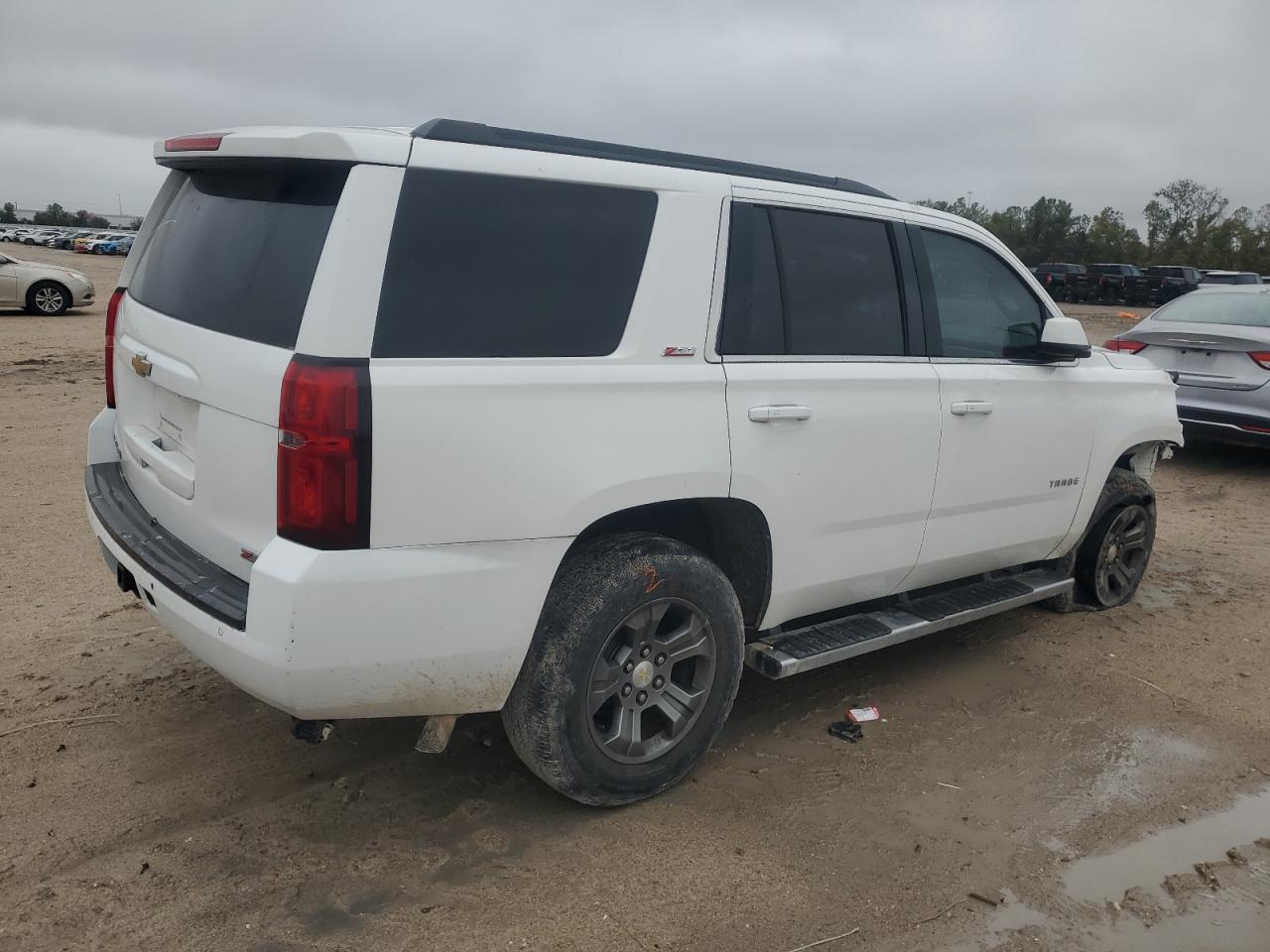 2015 Chevrolet Tahoe - Image 3