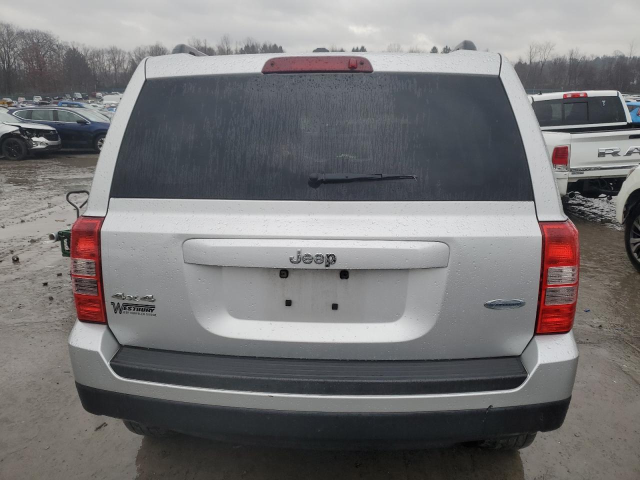2011 Jeep Liberty (Patriot) - Image 6