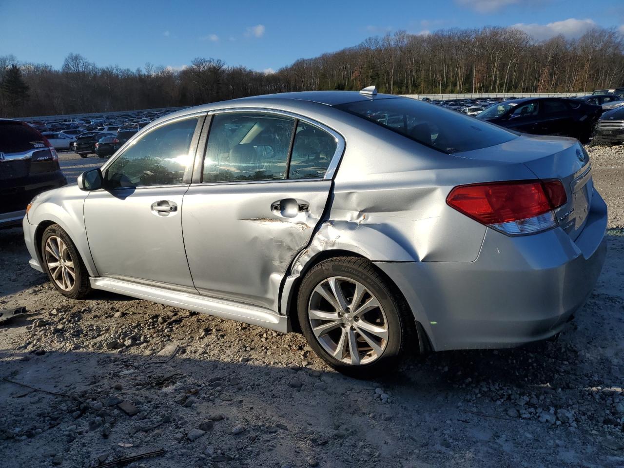 2013 Subaru Legacy - Image 2