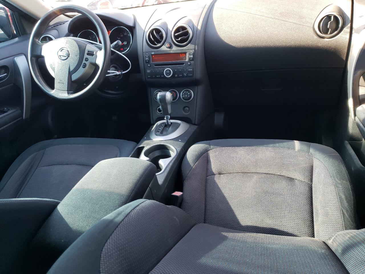 2010 Nissan Rogue - Image 8