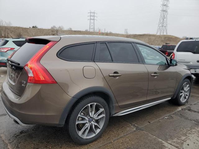  VOLVO V60 2015 Коричневый