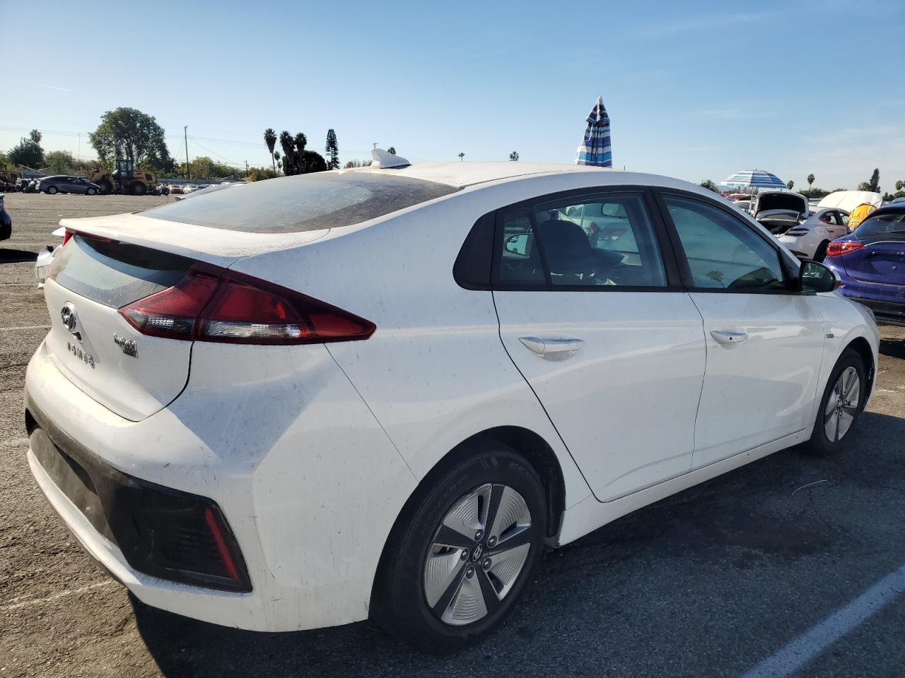 VIN KMHC65LC4KU180279 2019 HYUNDAI IONIQ no.3