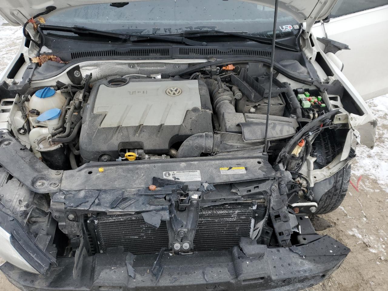 2014 Volkswagen Jetta - Image 11