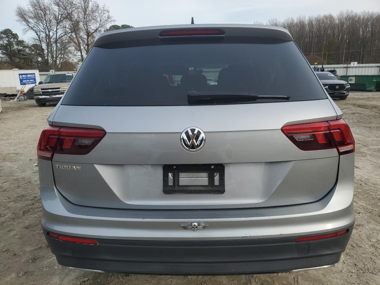 2020 Volkswagen Tiguan - Image 6