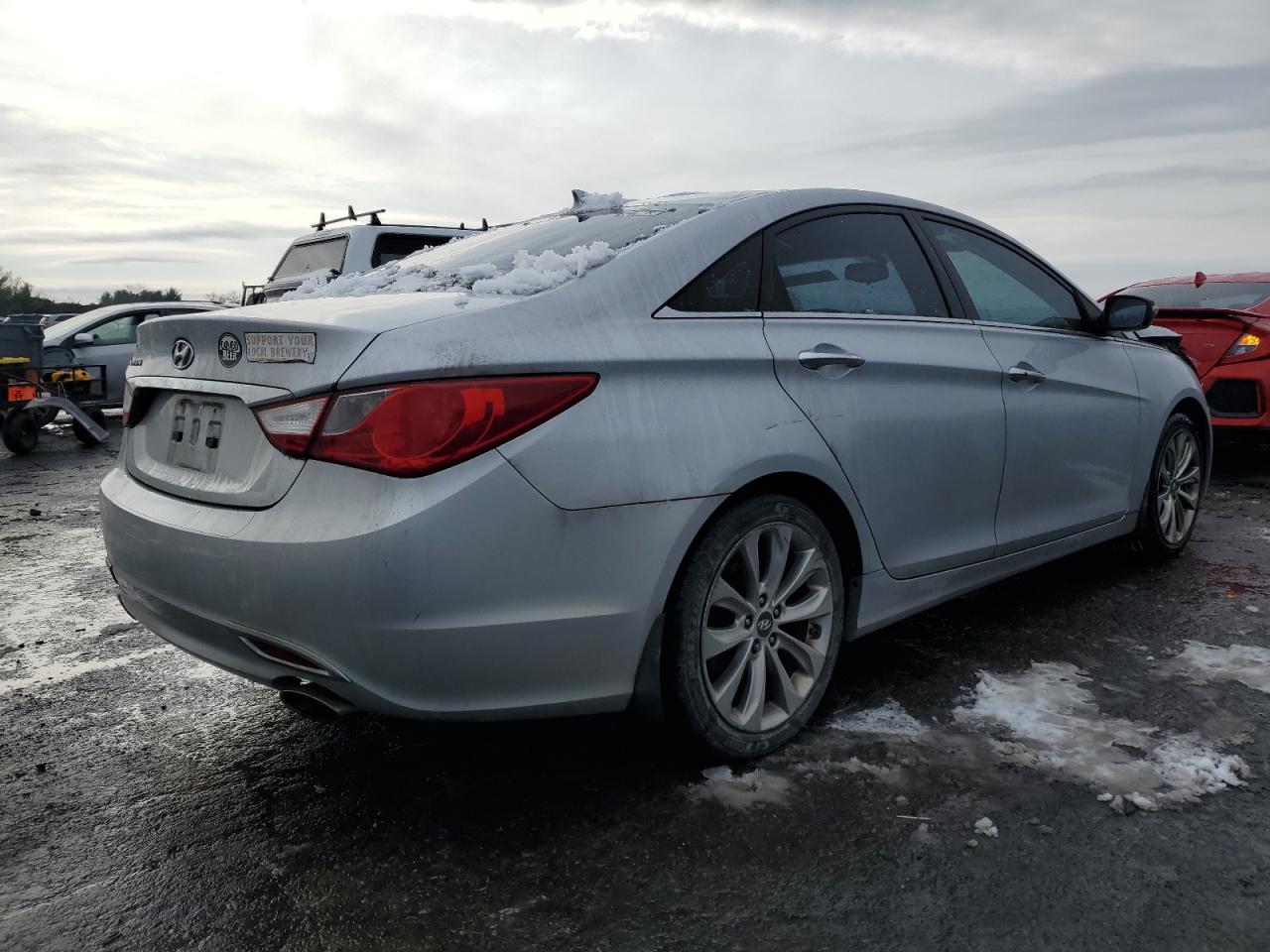 2013 Hyundai Sonata - Image 3