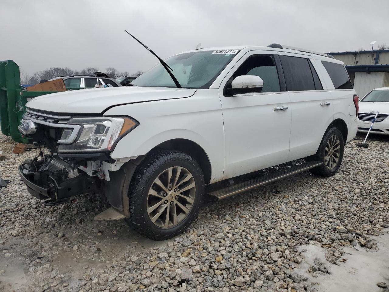 VIN 1FMJU2AT2JEA46880 2018 FORD EXPEDITION no.1