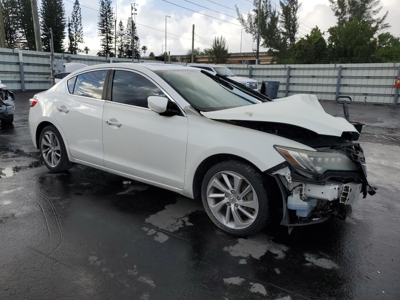 VIN 19UDE2F38GA020907 2016 ACURA ILX no.4