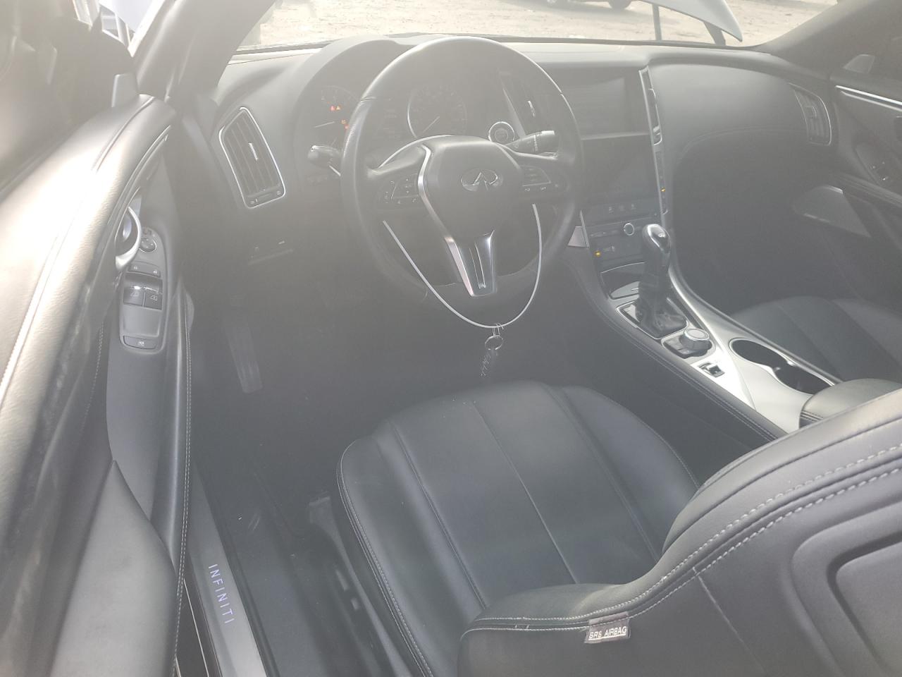 2018 Infiniti Q60 - Image 8