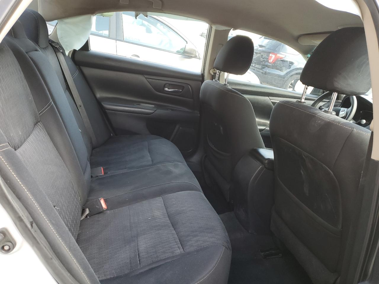 2017 Nissan Altima - Image 10