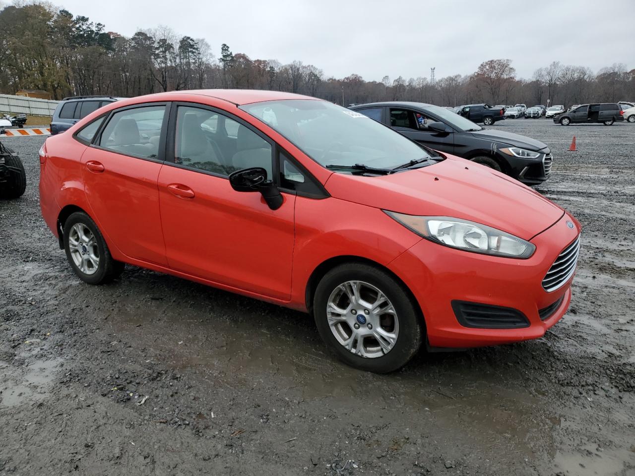 VIN 3FADP4BJ1EM132317 2014 FORD FIESTA no.4