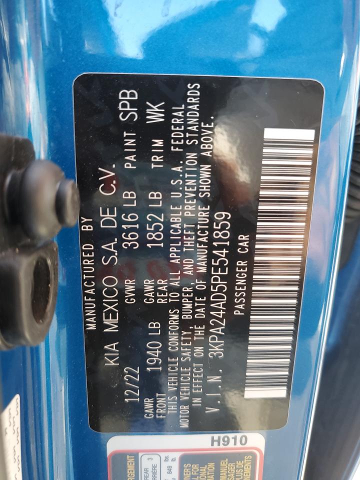 2023 Kia Rio - Image 13