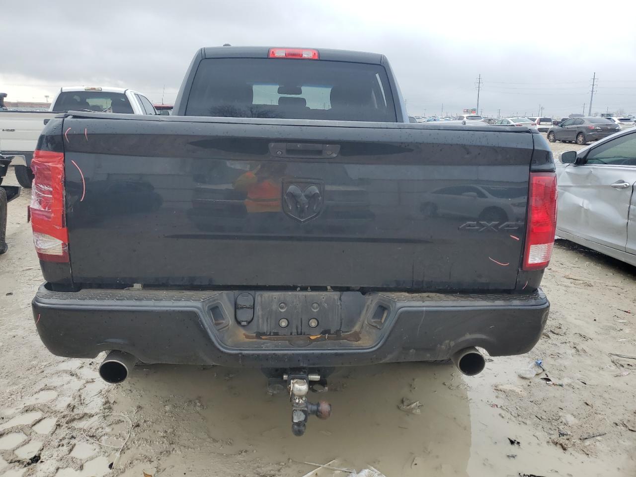 2016 RAM 1500 - Image 6