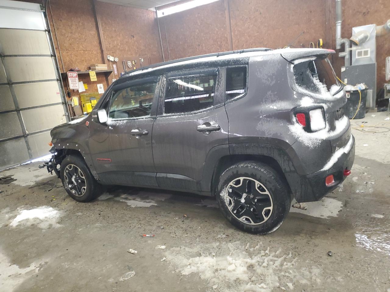 VIN ZACCJBCT9GPD95313 2016 JEEP RENEGADE no.2