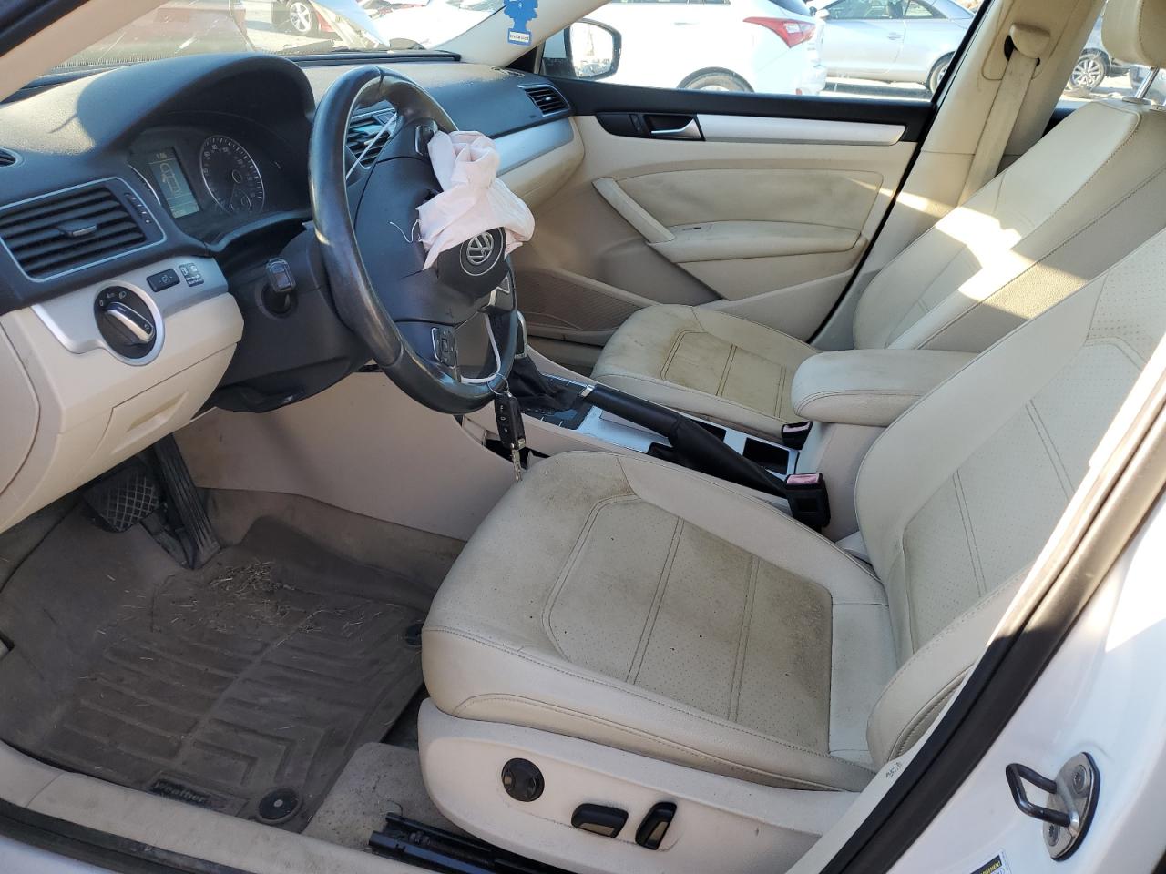 2012 Volkswagen Passat Se VIN: 1VWBN7A39CC077851 Lot: 83073244