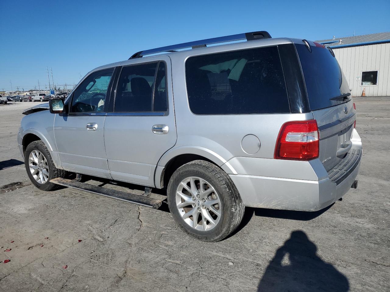 2015 Ford Expedition - Image 2