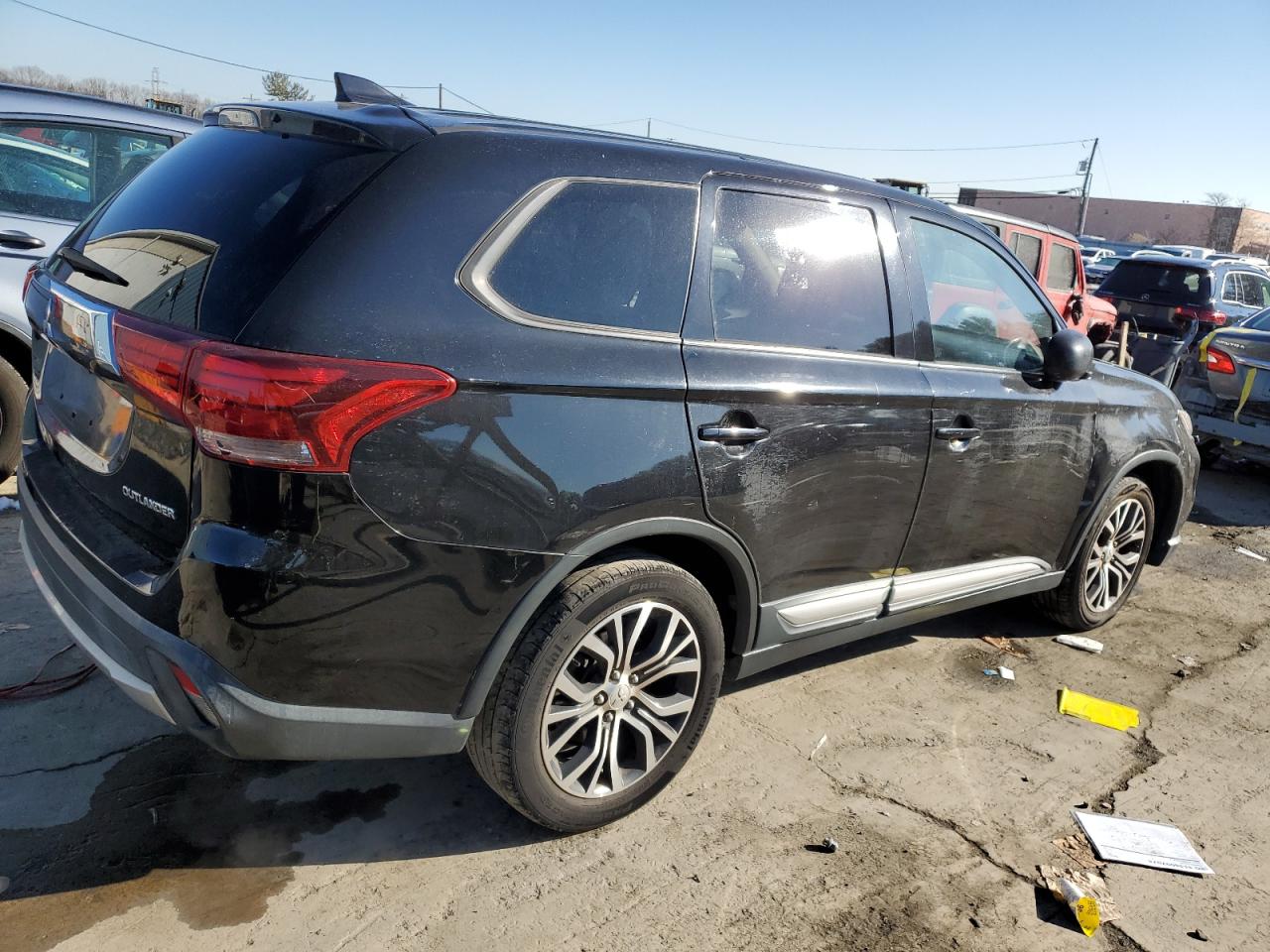 VIN JA4AD2A38JJ005966 2018 MITSUBISHI OUTLANDER no.3