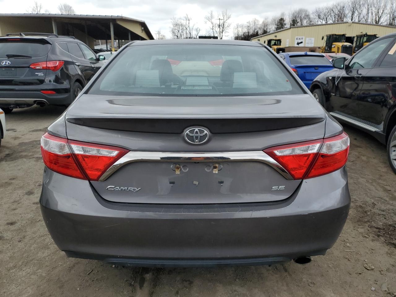 VIN 4T1BF1FK9HU624630 2017 TOYOTA CAMRY no.6