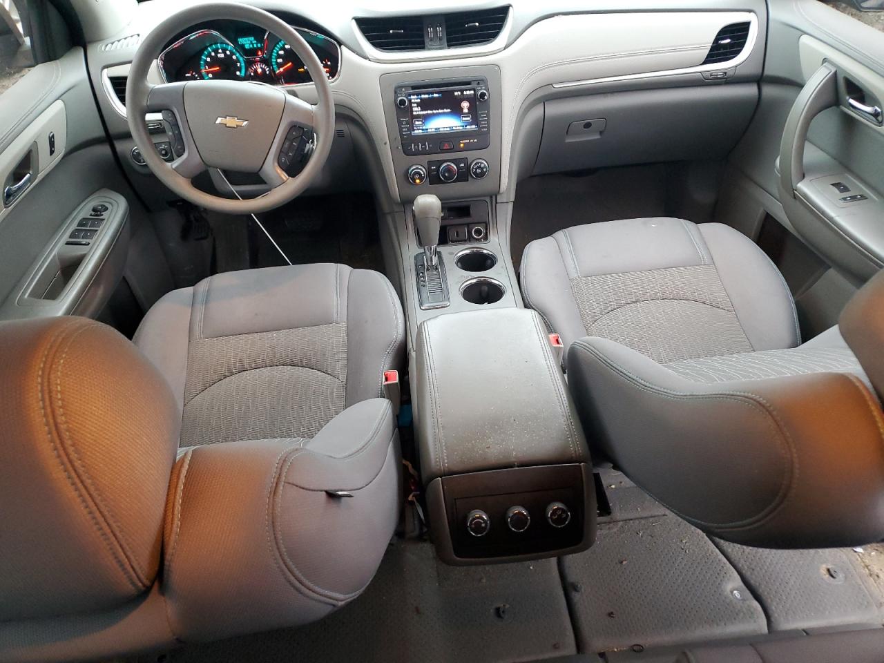 2017 Chevrolet Traverse - Image 8
