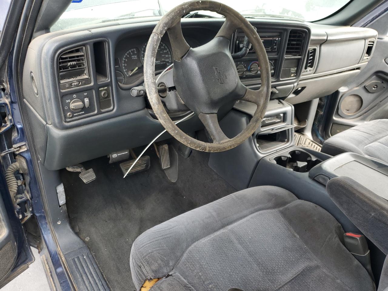 2001 Chevrolet Silverado - Image 8