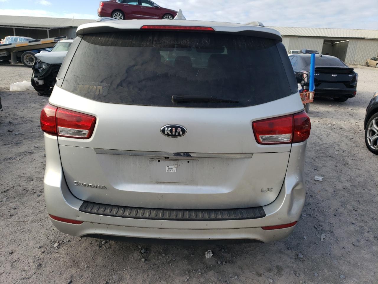 2016 Kia Sedona - Image 6