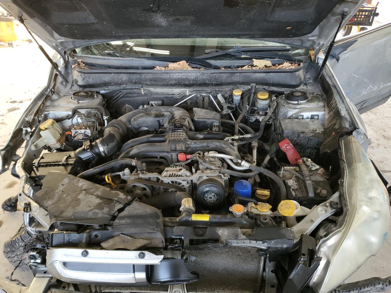 2014 Subaru Outback - Image 12