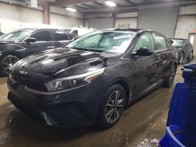 2022 Kia Forte Fe იყიდება Elgin-ში, IL - Rear End