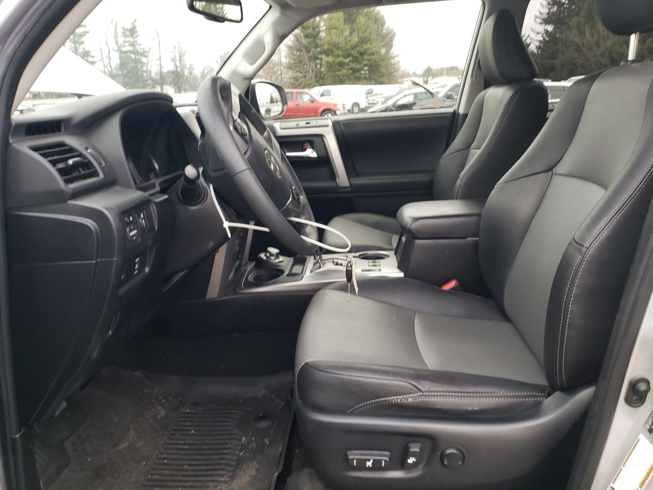 2019 Toyota 4Runner - Image 7