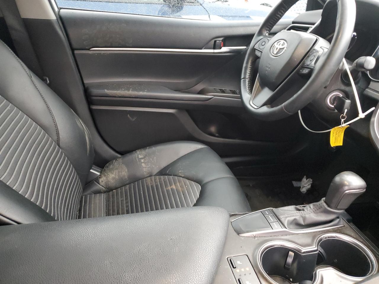 2022 Toyota Camry - Image 7